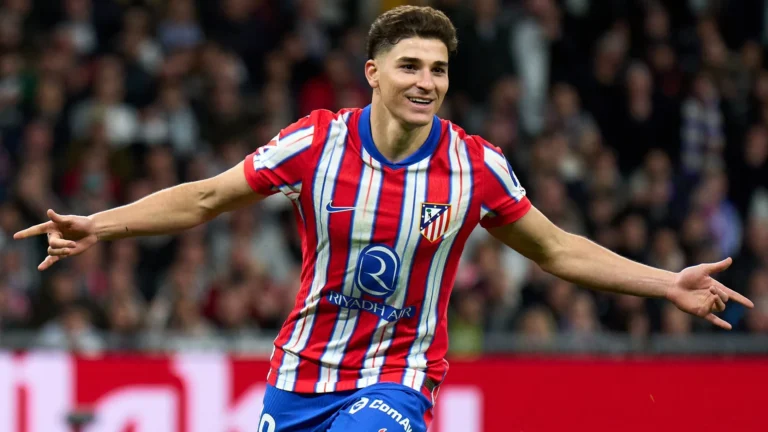 Julián Álvarez Biography