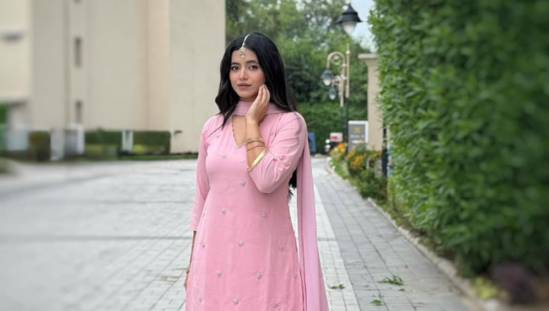 Alisha Parveen Biography