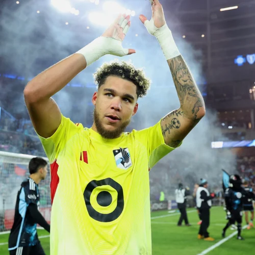 Dayne St. Clair Biography, age, height, wife, salary, stats, FIFA, current club, injury, position, games, nationality, jersey number, net worth, wikipedia