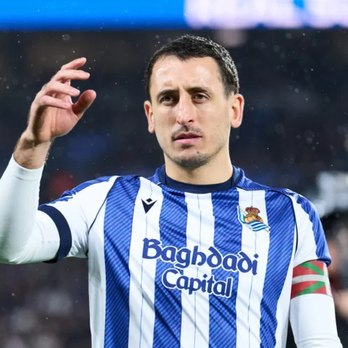 Mikel Oyarzabal Biography, age, height, wife, salary, stats, FIFA, current club, injury, position, games, nationality, jersey number, net worth, wikipedia