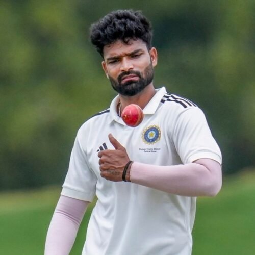 Saransh Jain Biography, Age, Height, Family, Wife, Stats, Career, Net Worth & Wikipedia