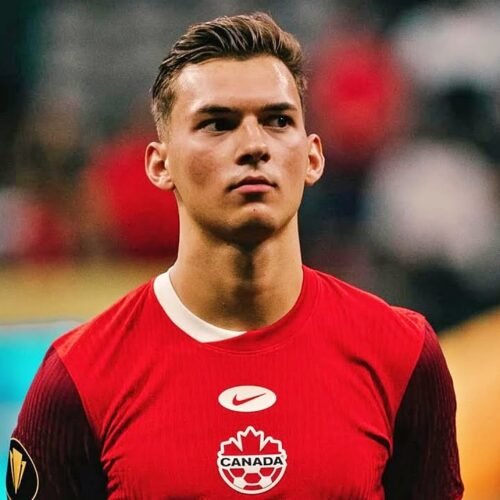 Niko Sigur Biography, age, height, wife, salary, stats, FIFA, current club, injury, position, games, nationality, jersey number, net worth, wikipedia