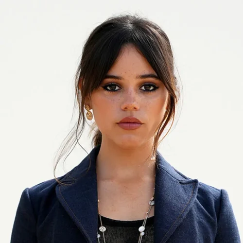 Jenna Ortega Biography, Height, Age, Boyfriend, Family, Parents, Siblings, Movies, Wednesday, Scream, Career, Net Worth & Latest News