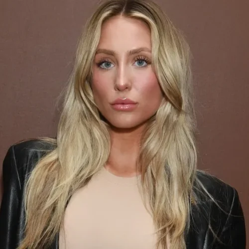 Alix Earle Biography, Age, Height, Boyfriend, Family, Education, Career, TikTok & Net Worth
