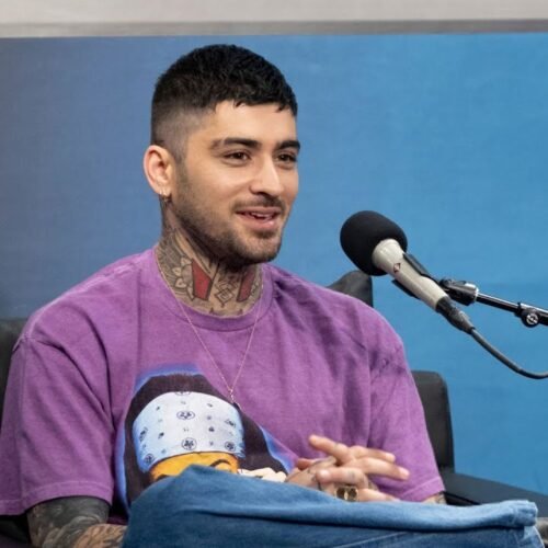 Zayn Malik Biography, Age, Height, Wife, Girlfriend, Family, One Direction, Songs, Career & Net Worth